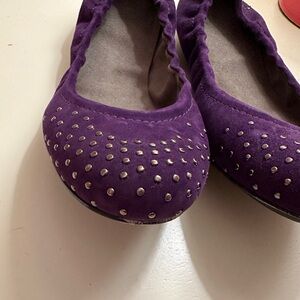 Stuart Weitzman purple studded suede ballet flats size 9.5